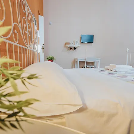 Color22 Apartament *