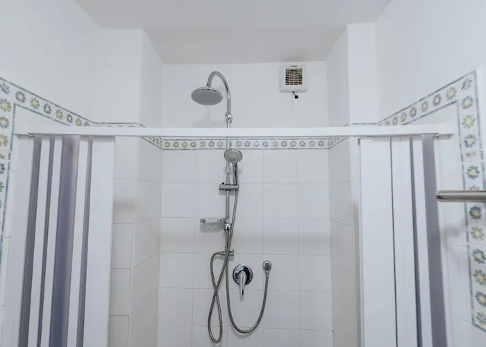 Color22 Apartment Bari