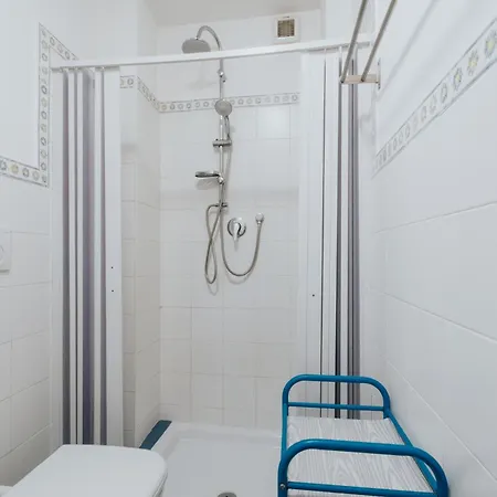 Color22 Apartment Bari